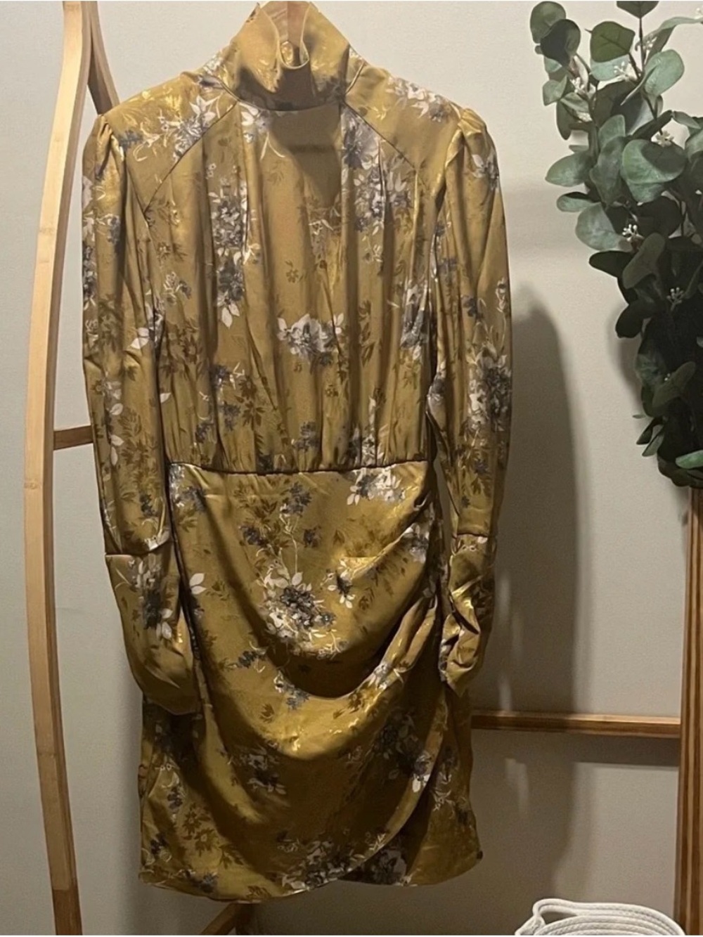 RW&CO. Mustard Floral High-Neck Satin Midi Dress a319